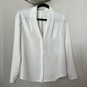 Aritzia Babaton long sleeve Power Blouse